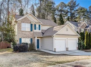 2466 Tullamore Cir, Snellville, GA 30039