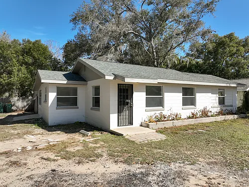 301 E Atwater Ave Photo 1