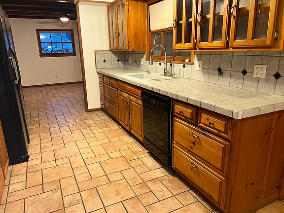 4th image of 4412 Canoga Ave