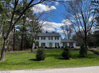 7671 Salem Dr, Hudson, OH 44236