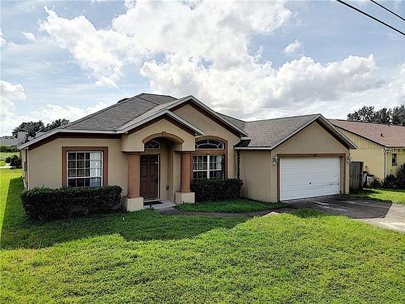 2nd image of 854 Nelson Dr