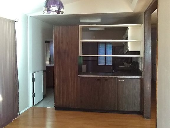 2nd image of 12 Country Lane Ct