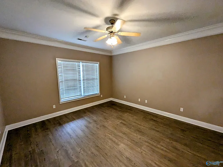 1224 Autumn Ln SW — Photo 12