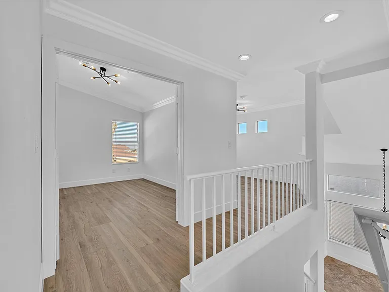 10232 Anoka Ave — Photo 6
