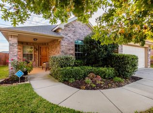 15508 Adlong Dr, Roanoke, TX 76262