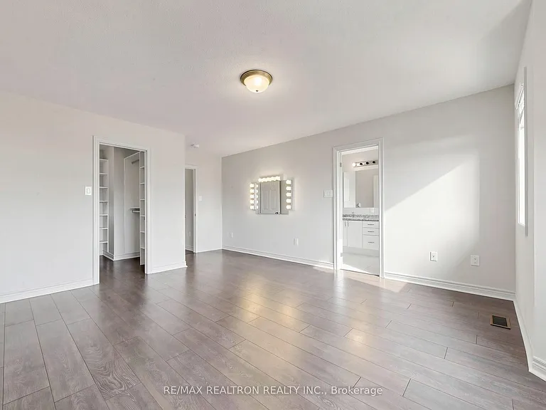 59 Jevons Dr — Photo 20