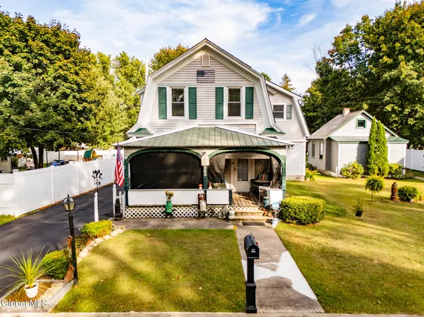 542 Lower Oak Street, Hudson Falls, NY 12839