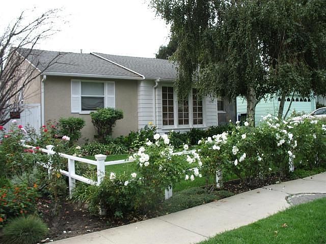 2nd image of 4252 Hazeltine Ave