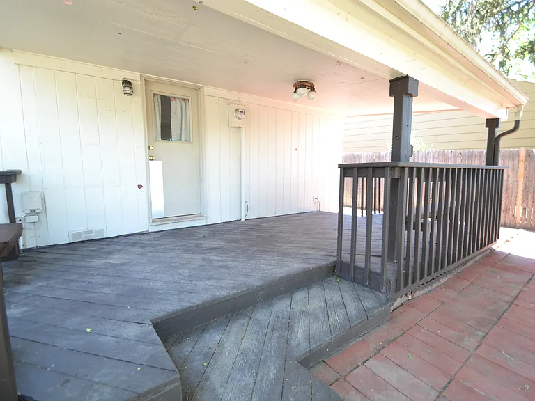 316 Poe Pl — Photo 21