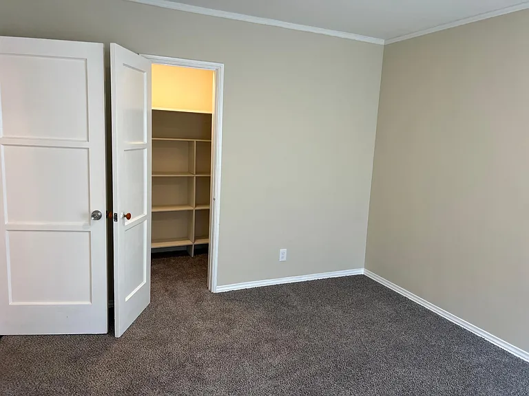 1224 S Westmoreland Ave #1 — Photo 9