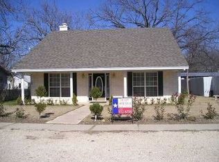 205 Ave C, Valley Mills, TX 76689
