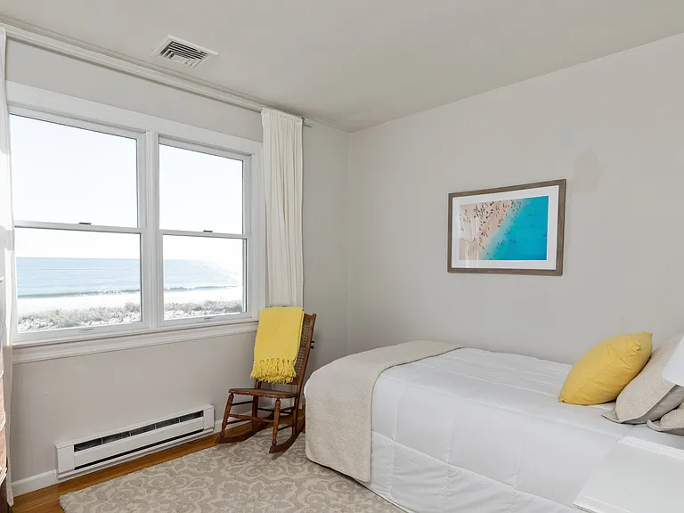 1335 Flying Point Rd — Photo 12