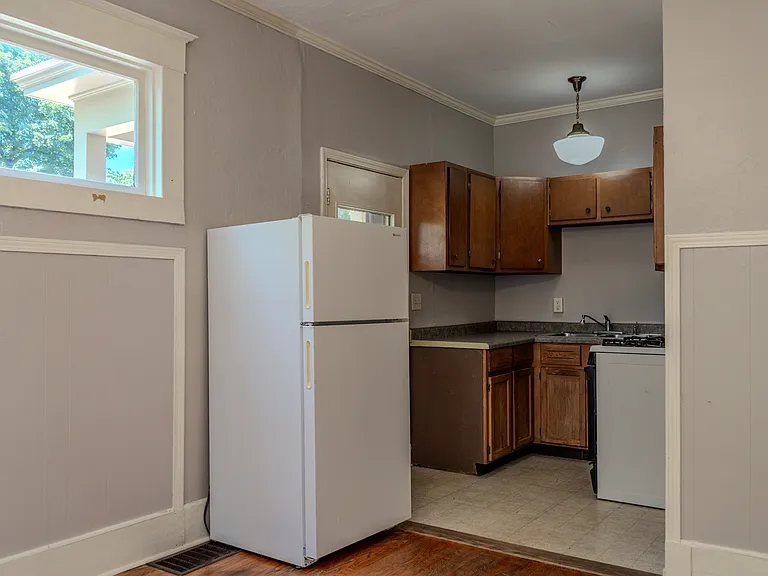 243 Union Ave SE — Photo 5