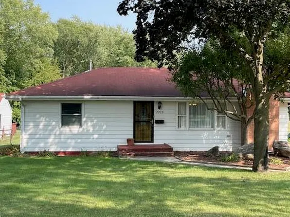 7705 Independence St, Merrillville, IN 46410