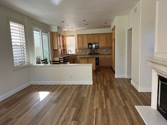 3rd image of 3016 E Snead Pl
