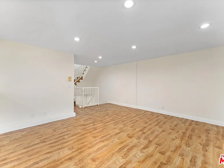 1338 Yale St #C — Photo 19