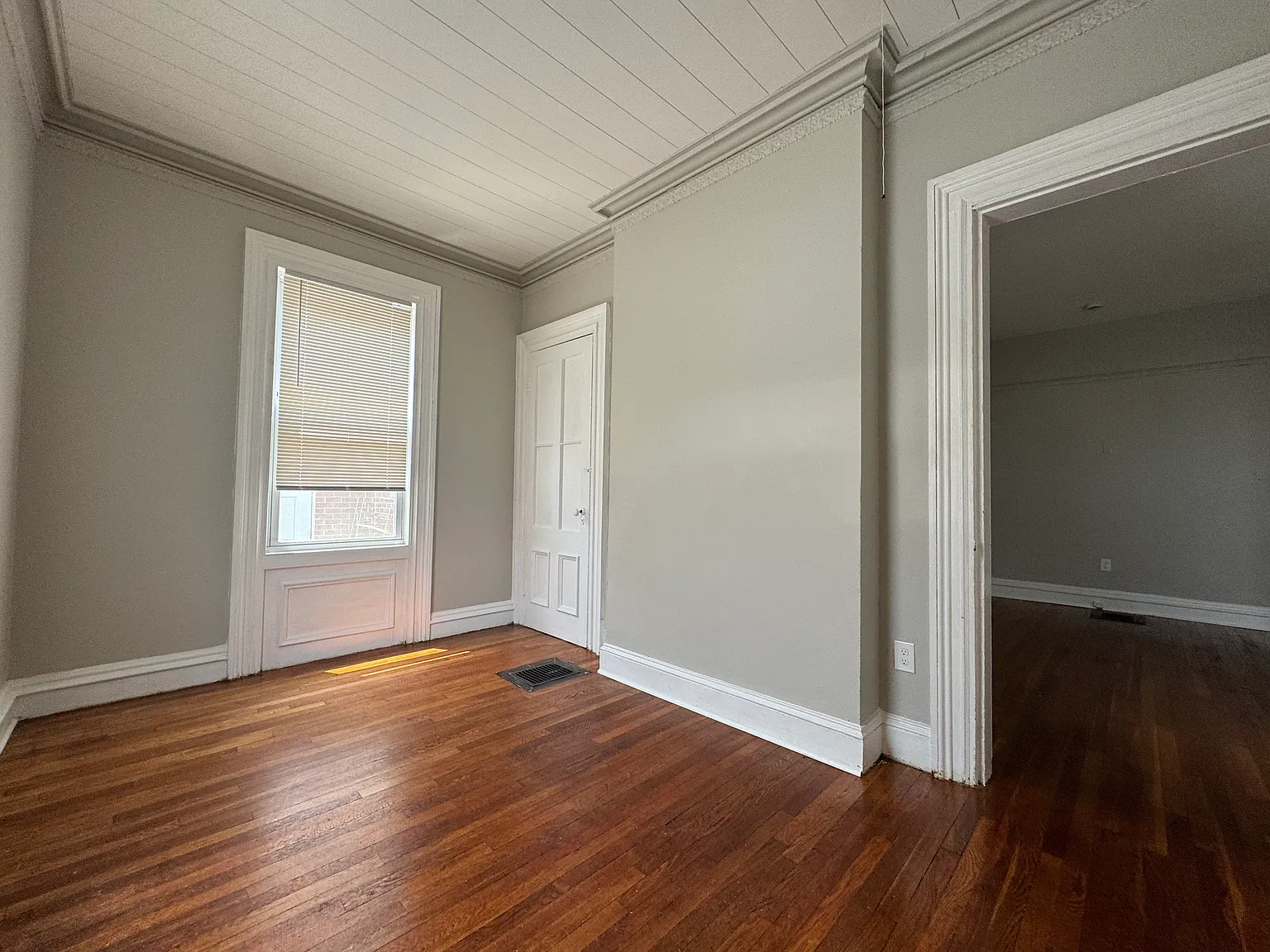 1 bed, 765 sqft, $1,895 — Photo 2