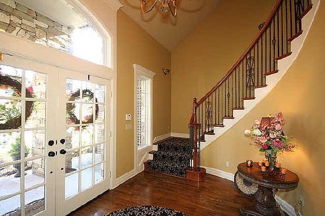 Grand Entry Way