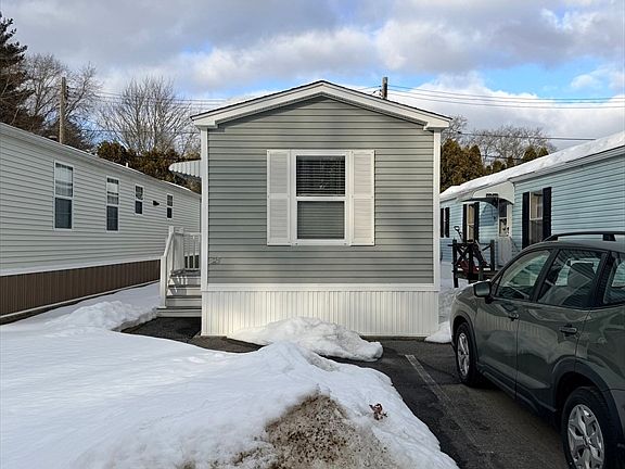 2nd image of 1044 Phillips Rd #25