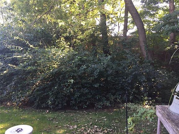 5th image of 5910 Gloucester Ct