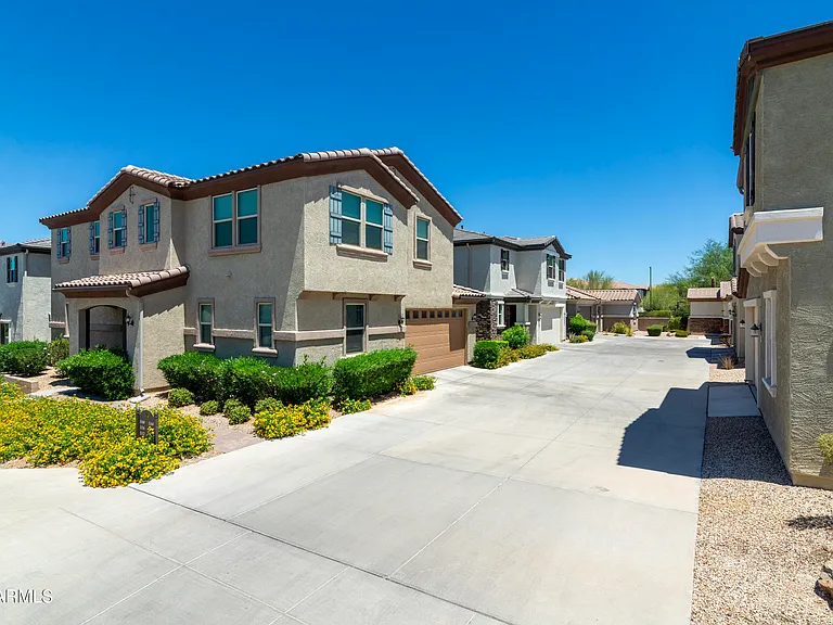 5156 N Desert Ave — Photo 24