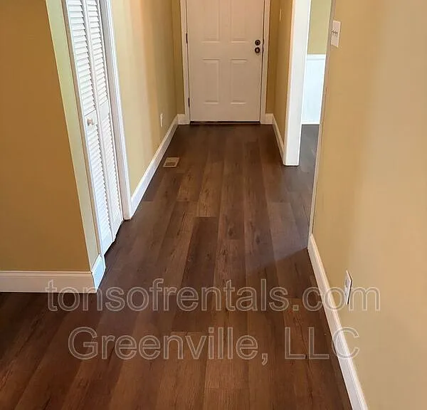 129 Foster Rd — Photo 9