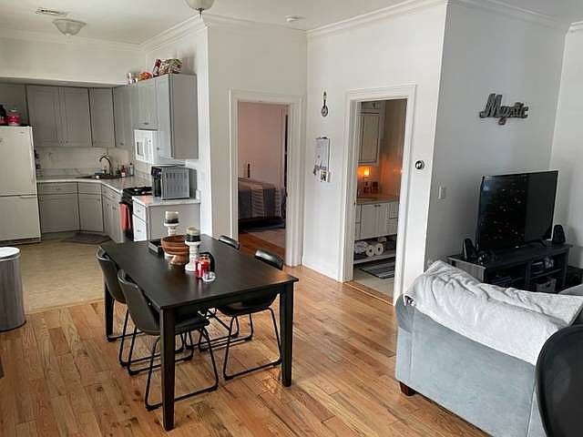 1st image of 443 Broadway