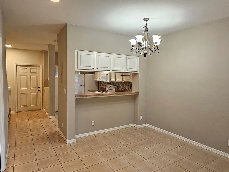 10032 Poppy Hill Dr — Photo 6