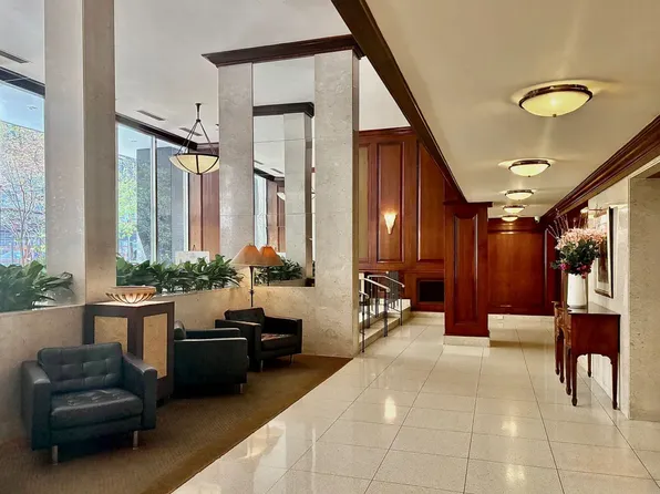 15 West 72nd Street image 10 of 18