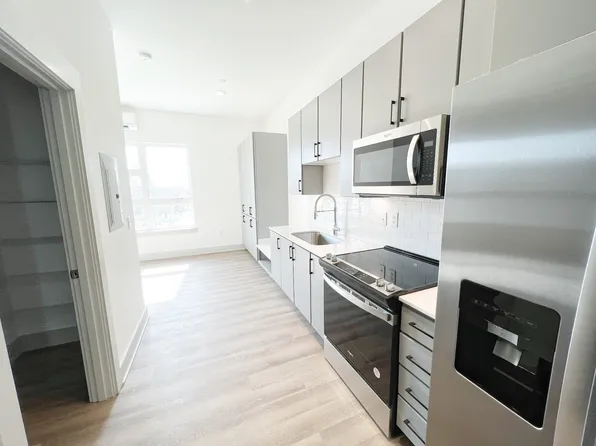 542 Southgate Ave #212, Nashville, TN 37203