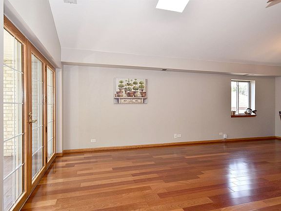 5th image of 3206 Kenilworth Ave APT 3A