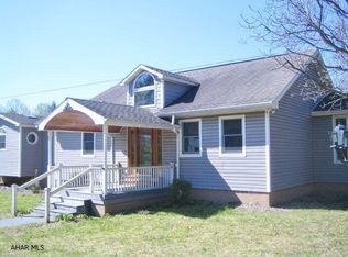 353 Riggleman Rd, Tyrone, PA 16686