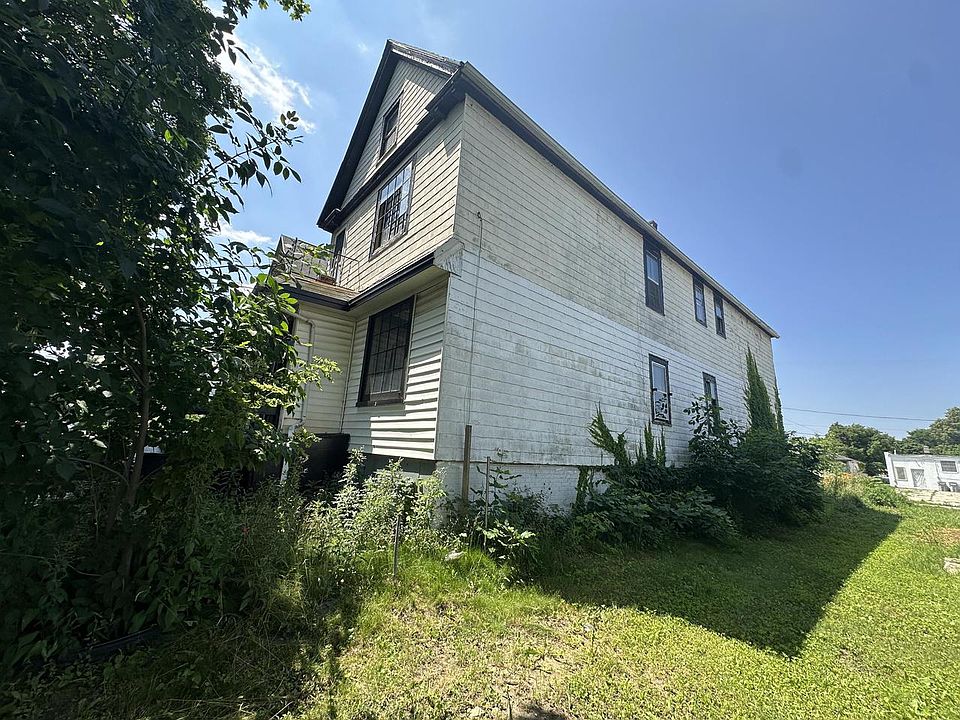 1429 North 26th STREET #1431, Milwaukee, WI 53205 | MLS