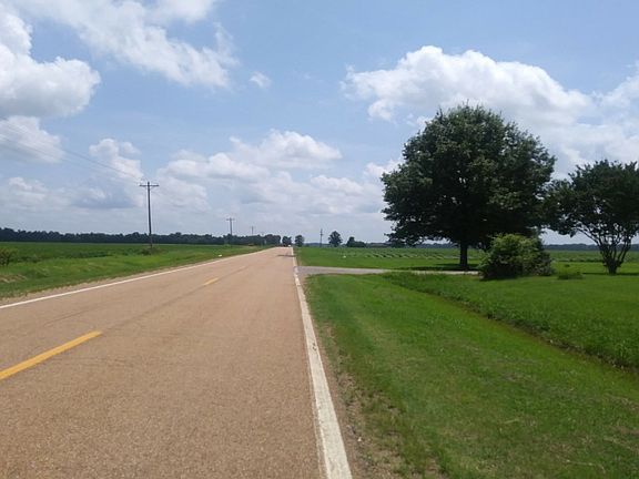 5th image of 401 Highway 121 N