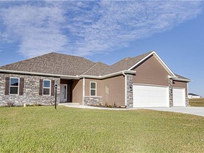4706 Woodland Shores Dr, Saint Joseph, MO, 64505