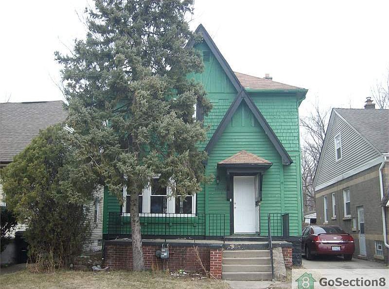 1st image of 14070 Roselawn St