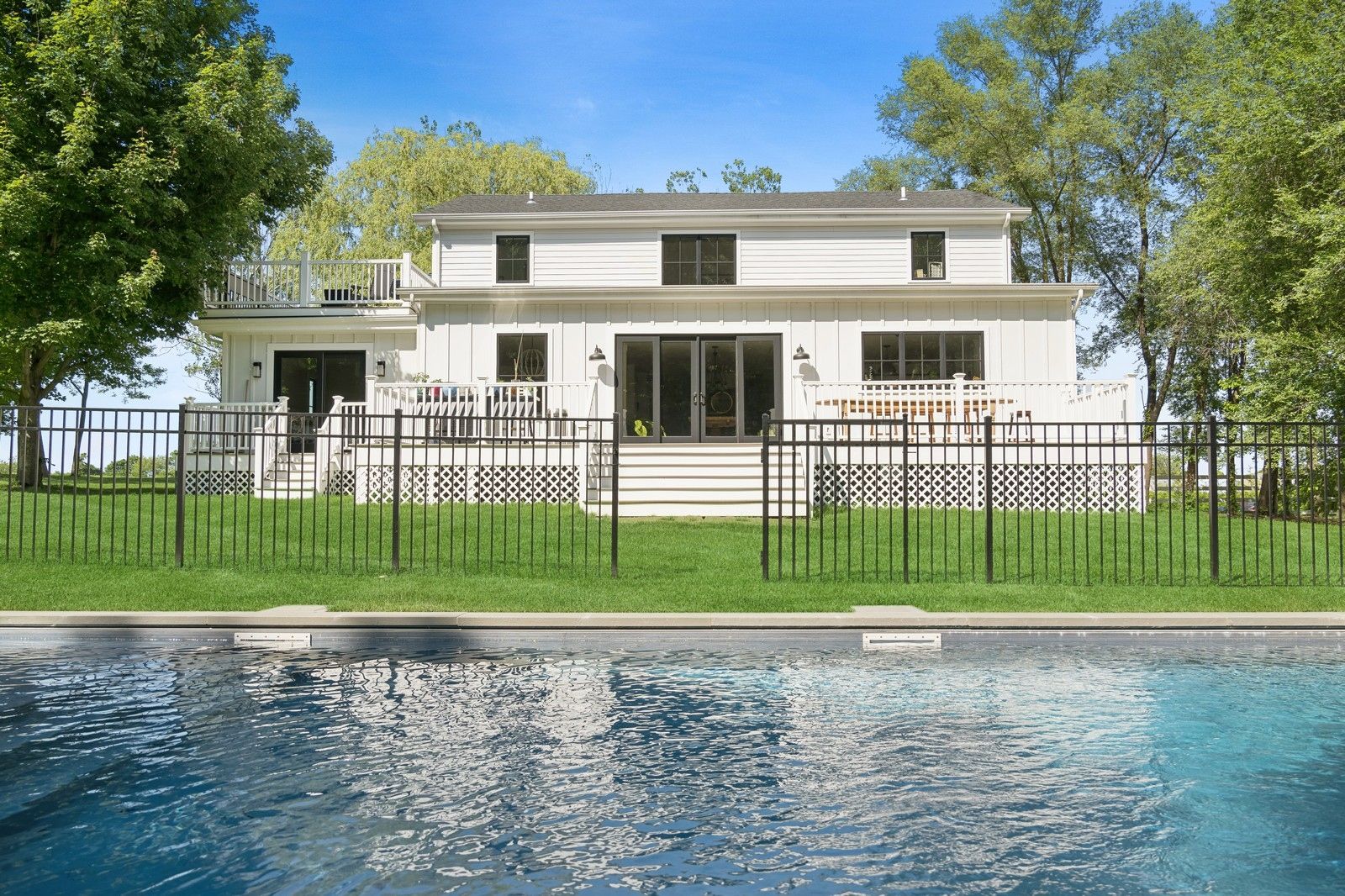 8095 Alvahs Ln, Cutchogue, NY 11935 Out East