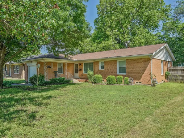 1241 Arrowhead Dr, Irving, TX 75060