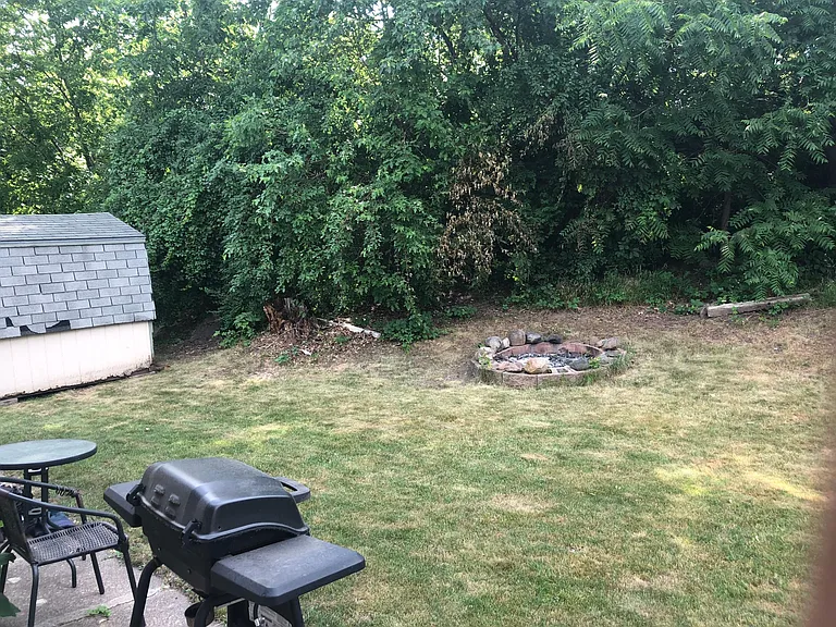 Fire Pit/ Private back yard
