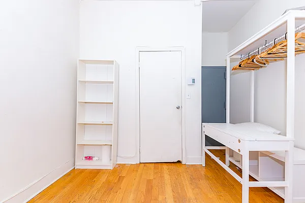 Rented by MySpaceNYC | media 15