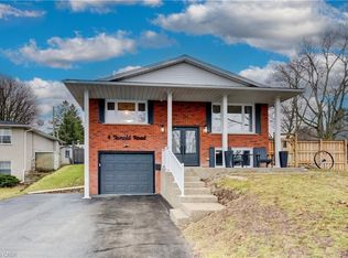 4 Ronald Rd, Cambridge, ON N1S 4N1