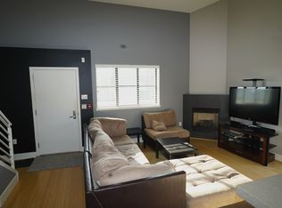 1555 32nd St APT 5, Oakland, CA 94608