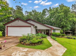 3360 Knob Oaks Dr, Huntsville, TX 77340