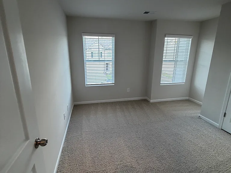 6389 Sundowner Pl SW — Photo 7