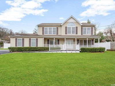 35 Trescott Street, Dix Hills, NY, 11746