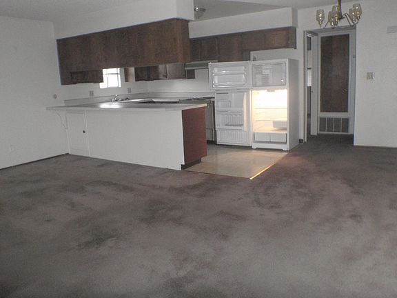 5th image of 2550 S Sallee St