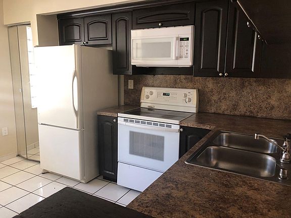 3rd image of 13032 SW 88th Ter S #202