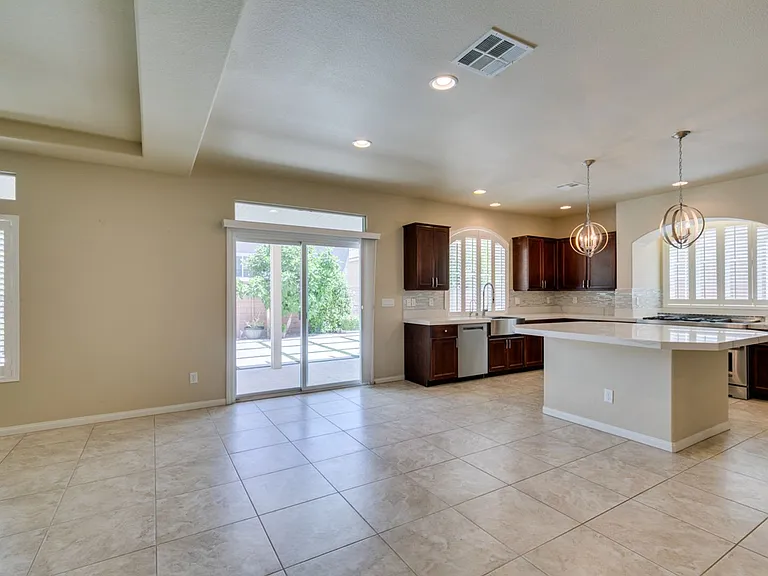 9766 Cadence Creek Ct — Photo 24