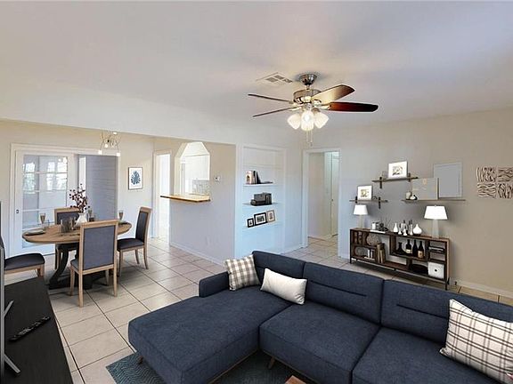 2nd image of 10203 N Valle Dr