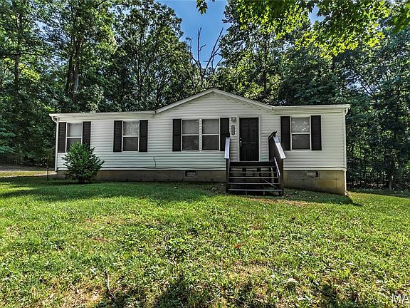 5th image of 4109 Lakeview Dr